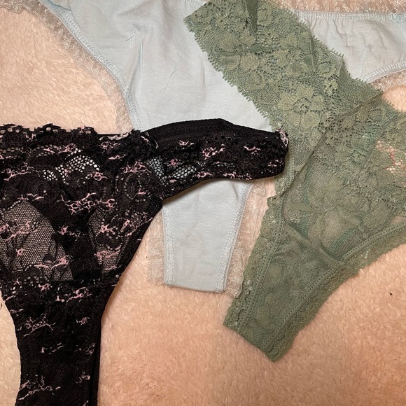 BNIB - 3 pairs of Woman’s Knotty Knickers - Picture 2 of 4